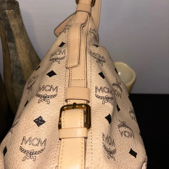 MCM Beige and black Logo Shoulder Bag - Picture 7 of 13